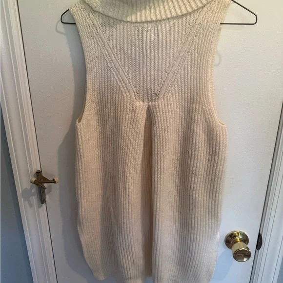 Anthropologie Angel Of The North Cream Turtleneck Sleeveless Sweater, Small - Picture 5 of 6